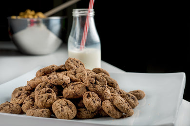 Brown Barge Middle - Classic Minis Pre-Baked Cookies - Chocolate Chip with Hershey's®